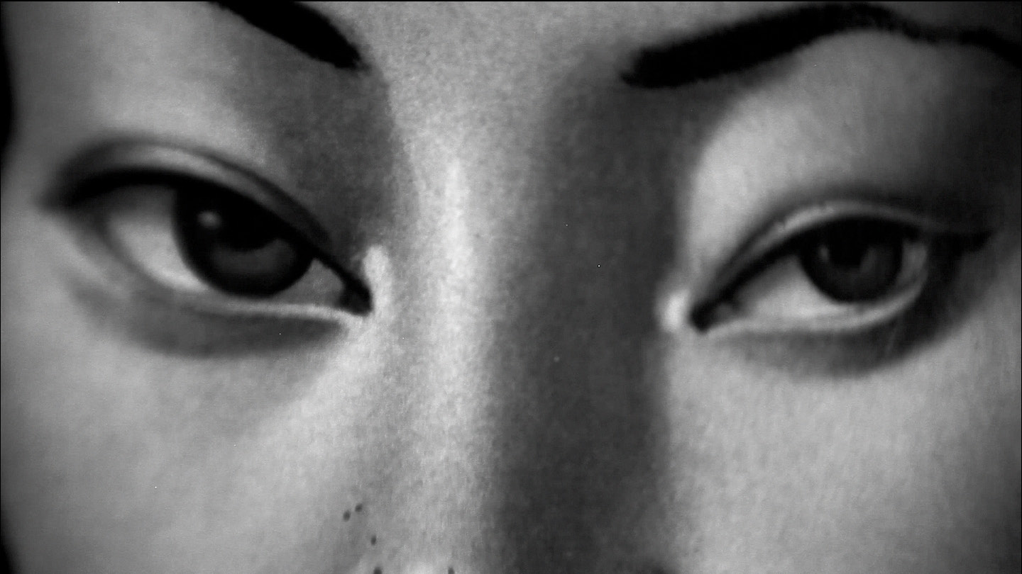 Photogramme du film AMOK, détail d’un iris